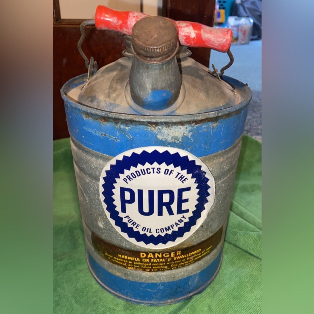 Vintage Oil Can